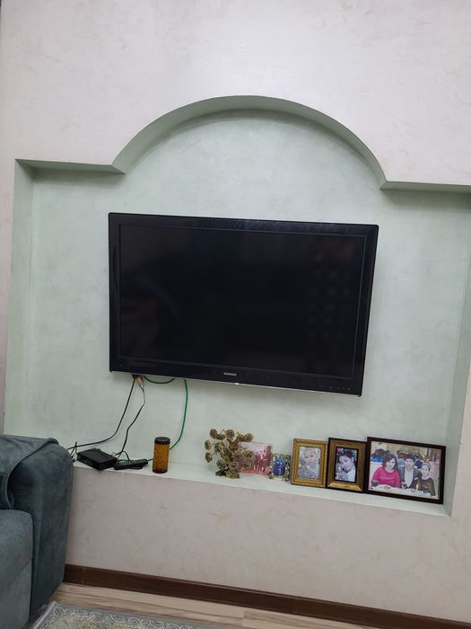 Продам телевизор