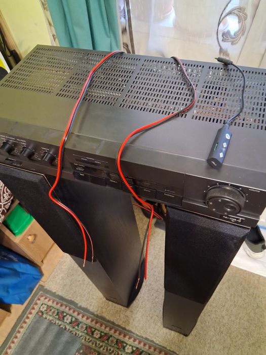 Amplificator Japonez -250W-stereo .BOXELE indisponibile !