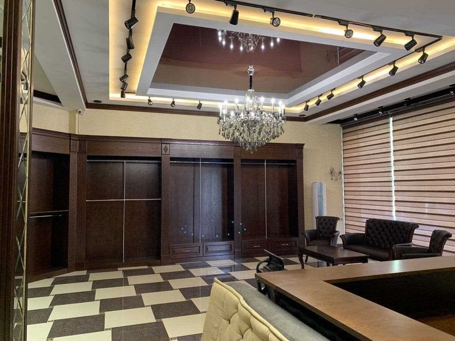 Сдаётся офис Ц-4 на против Алайского базара . Ардус