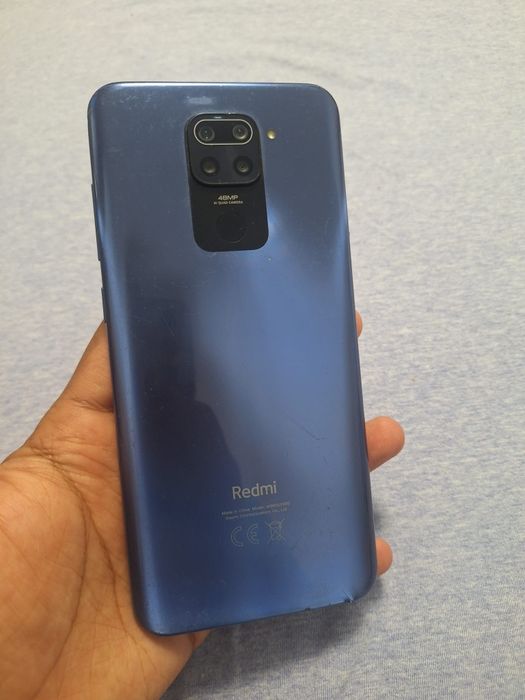 Продавам Redmi Note 9 128gb