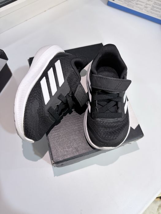 Детские кроссовки Adidas