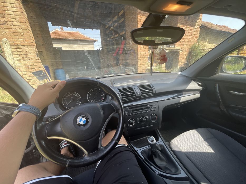 BMW 1 Series продава се