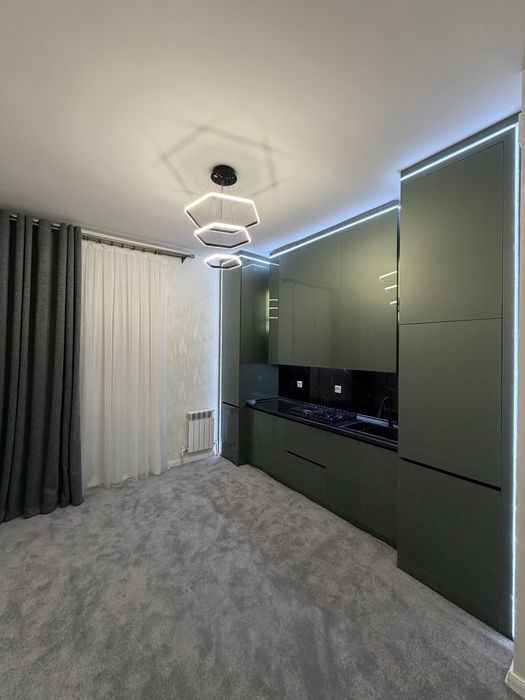 Продаю квартиру в новостройке на Карасу 6