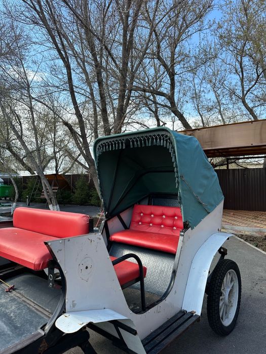 Повозка для лошади