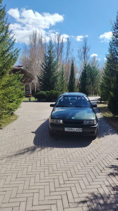 Автомобиль. Opel Vectra A
