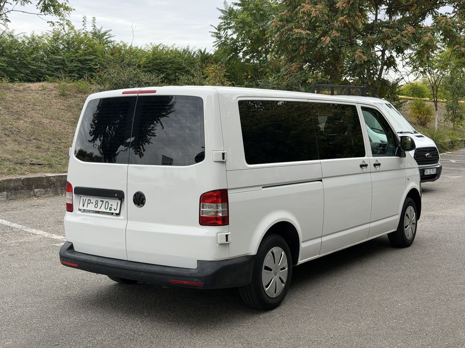 VW Transporter T5 Modelul Lung 2.0 Tdi Euro 5 cu 6 Locuri si Marfa