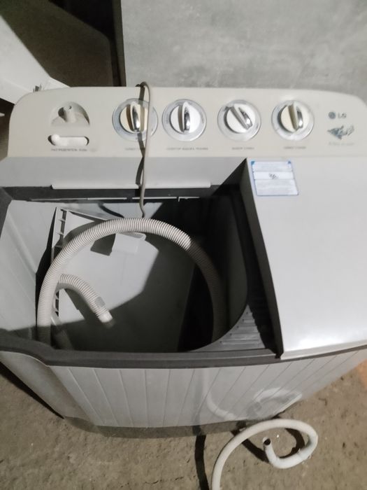 Стиральная машинка полавтомат