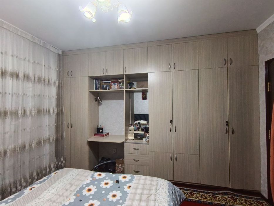 Продаю кв на шахристанском