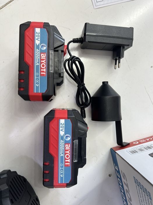 Аккумуляторный краскопульт пульверизатор