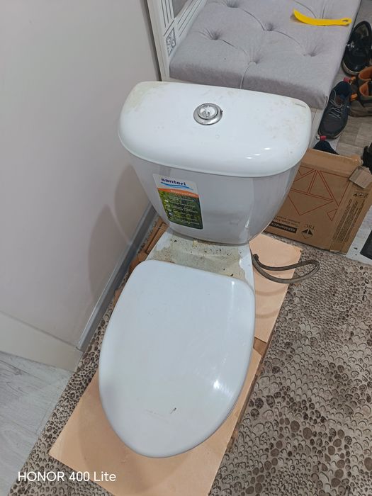 Унитаз бу продам