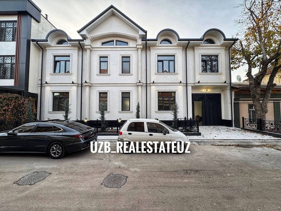 Срочно продаётся Шикарный Дом Самом центре города Никитина