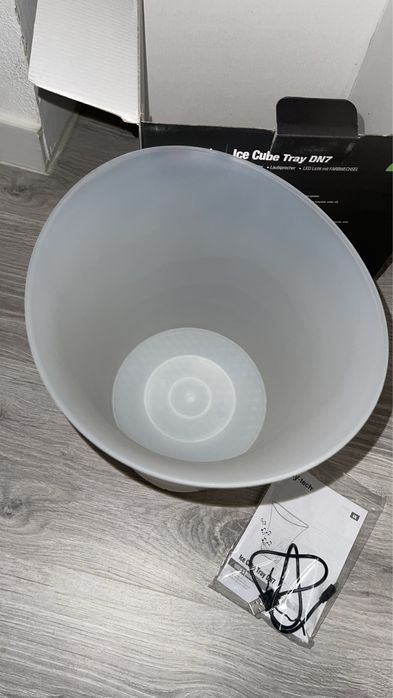 Frapiera cu muzica si lumini , 5 L