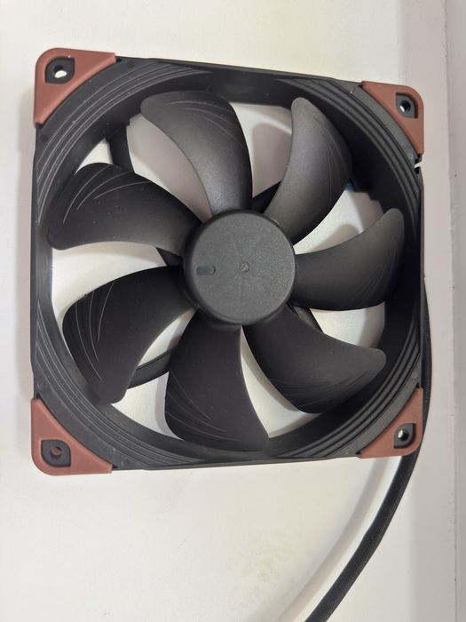 Кулер Noctua 140mm