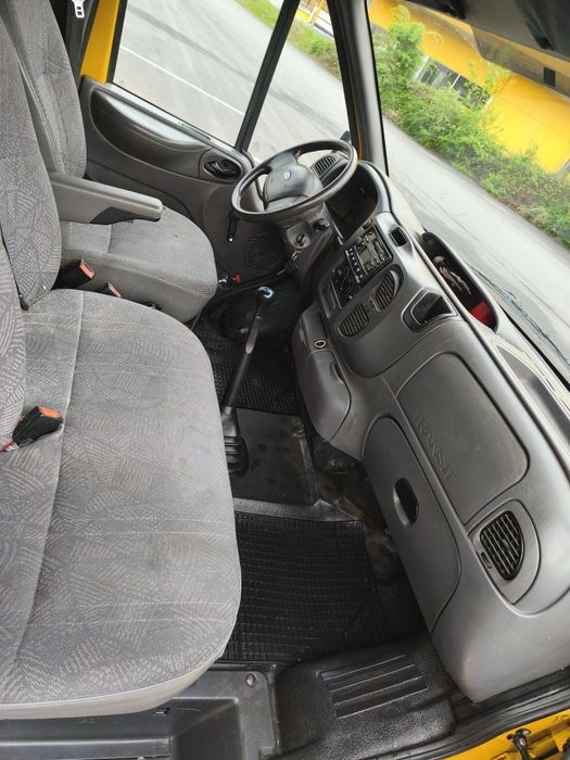 Vând sau schimb Ford transit