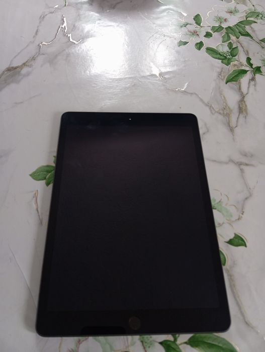 Apple iPad 10.2"2021(8 поколение)