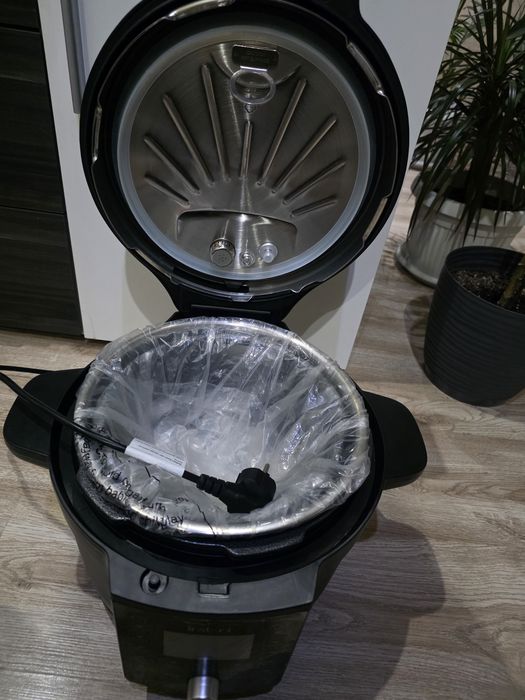 Комбиниран мултикукър с еър фрайър
Instant Pot Duo Crisp Ultimate Lid