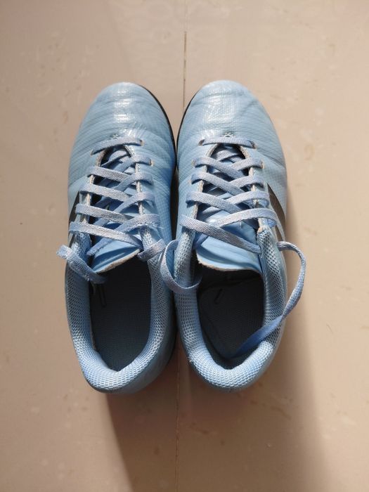 Adidasi fotbal Adidas marimea 34