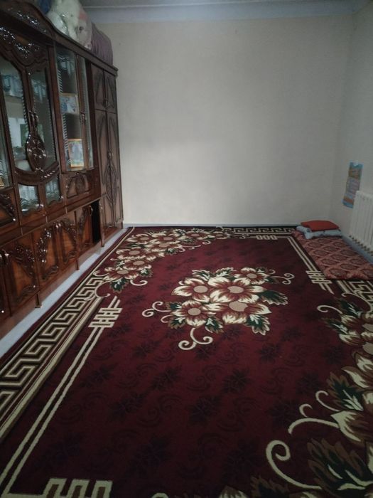 3 xonali uy sotiladi