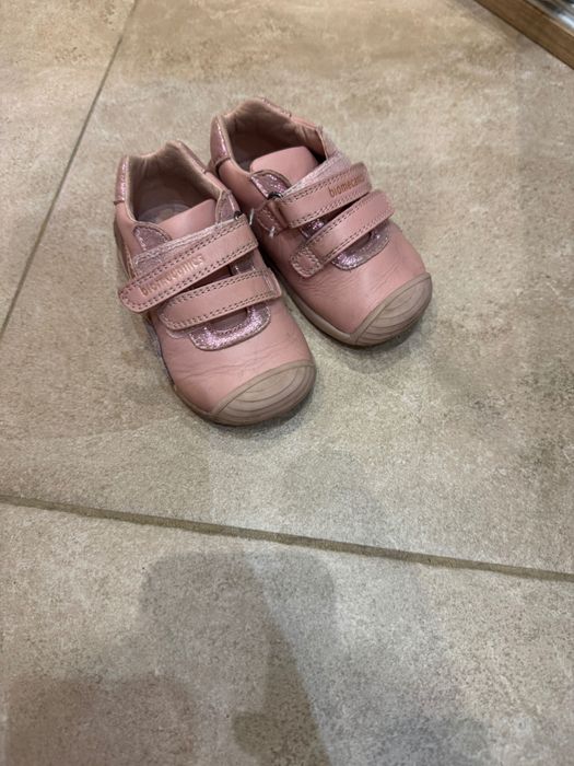 Дестски обувки biomechanics