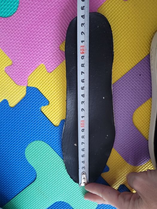 Adidasi piele Guess nr.37