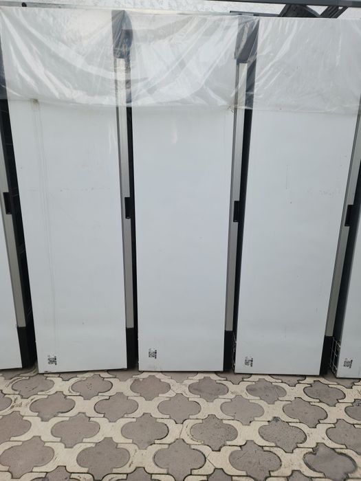 Vitrina vetrina xaladilnik shlaf sotiladi xar xilidan bor