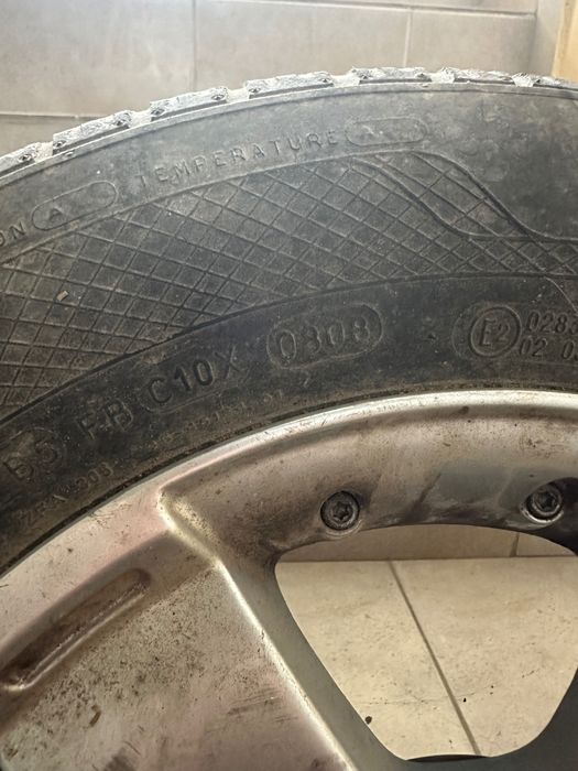 Гуми с джанти 175/70 R13