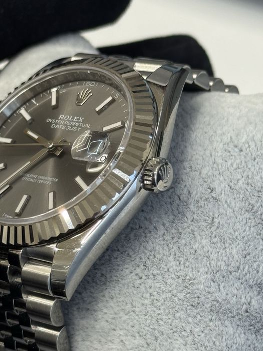 Rolex Datejust 41mm Grey Dial