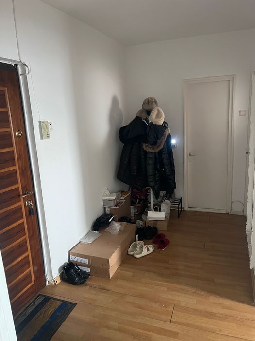 Vand ap cu 2camere decomandat