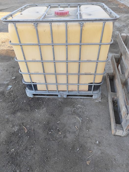 Продам евро бочки на 1000л