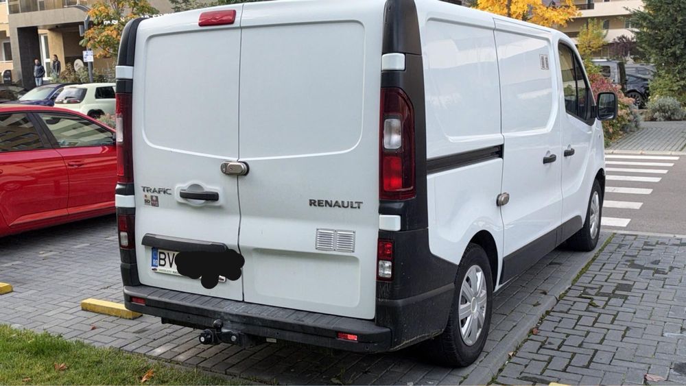 RENAULT Trafic 2020 — imagine 3