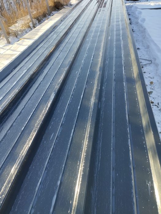 Panou sandwich perete si acoperis