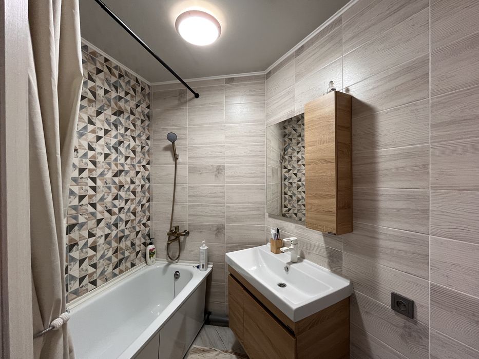 Продам 2 комнатную квартиру