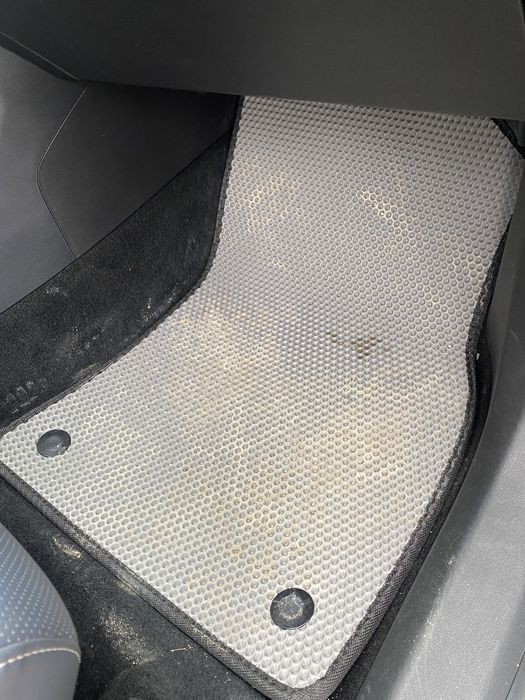 Коврики еваполик Geely Atlas