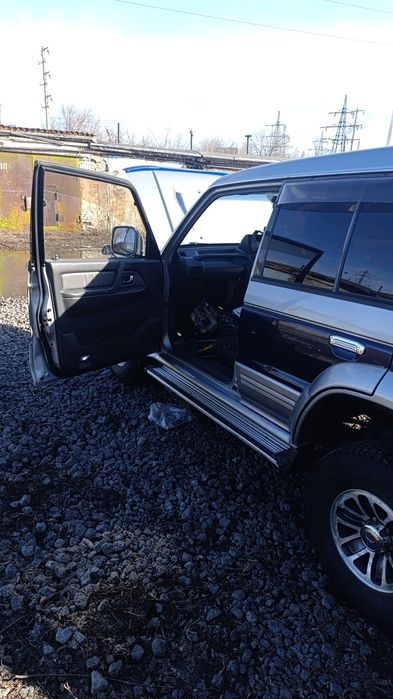 Продам Митсубиси Паджеро 2