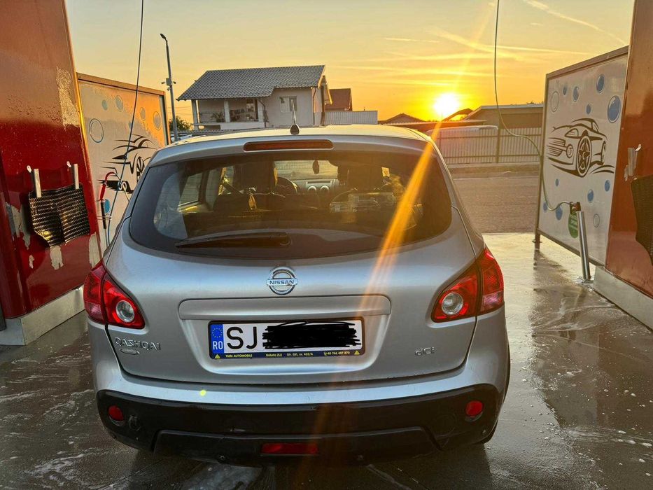Nissan qashqai. An 2008