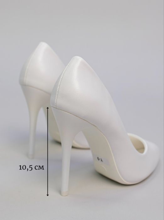 Новые базовые туфли,36-37рр
