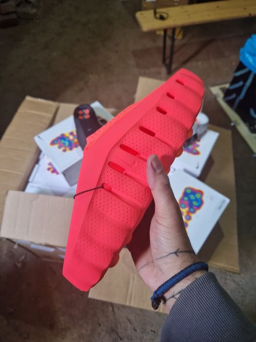 Nike Mind rosu nepurtati
