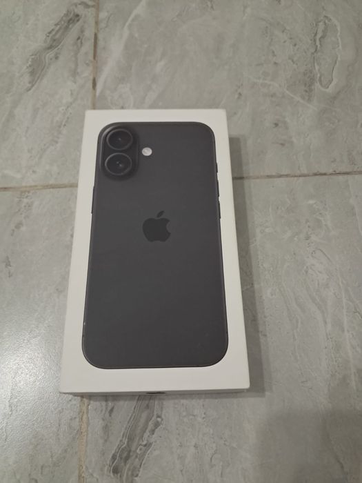 Продам Iphone 16 идеал