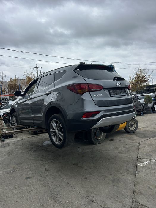 Fuzetă stânga spate Hyundai Santa Fe 2.2 Crdi 2016