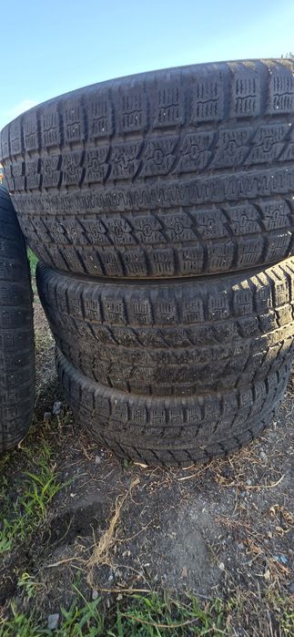 Продам шины 265/65 R17