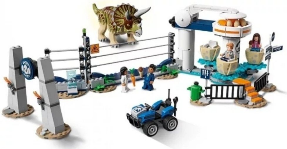 Конструктор lari113336, нападение трицератопса