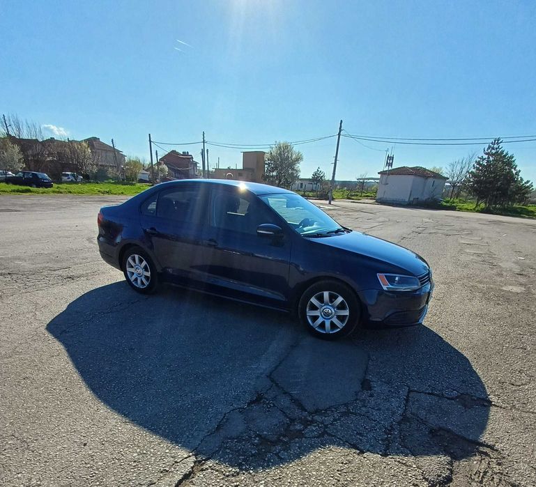 Продавам VW Jetta 2.0, 2014