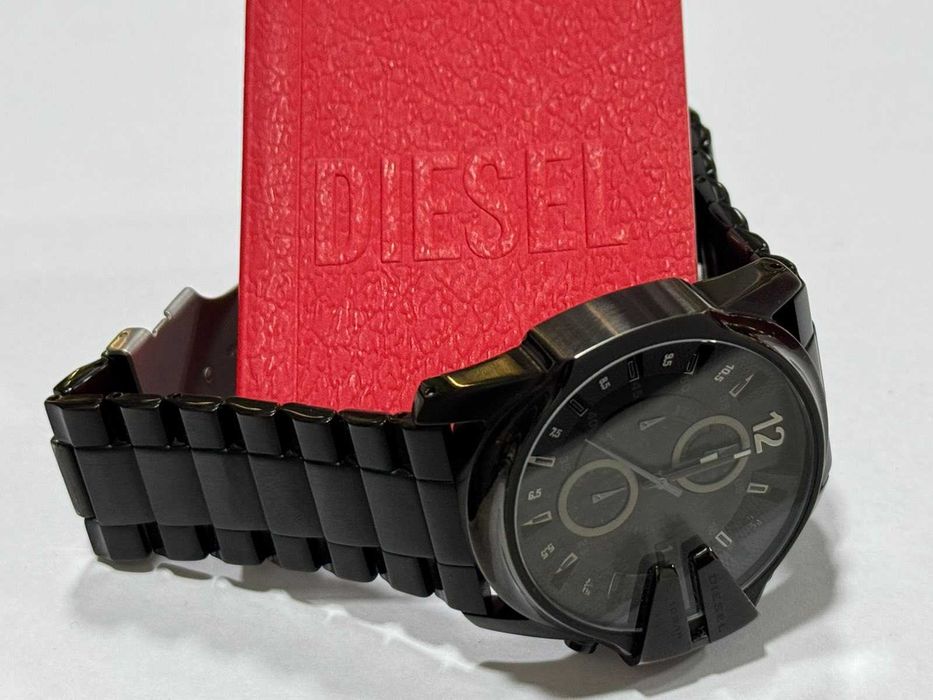 Мъжки Часовник Diesel Master Chief DZ4180