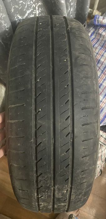 Продаются шины 195/65 R15