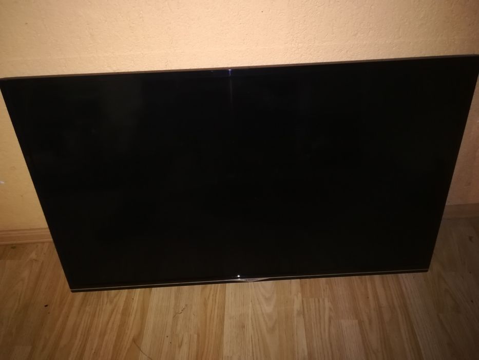 Smart TV 100cm 4K