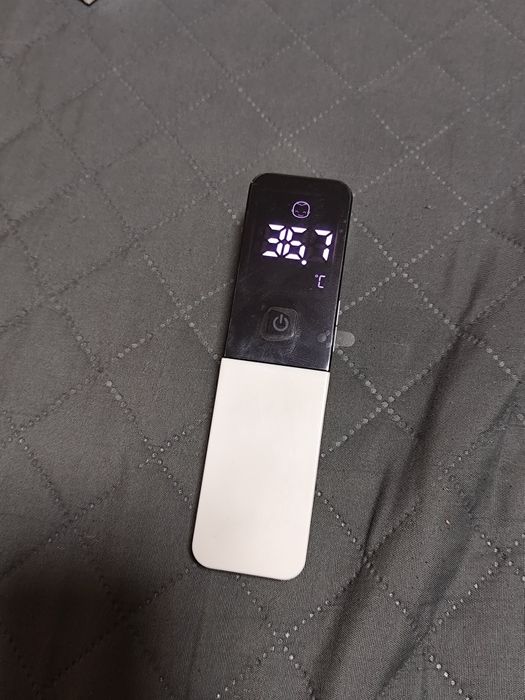 Електронен термометър