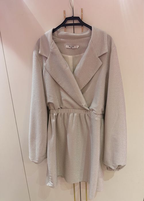 Рокля тип сако NA-KD