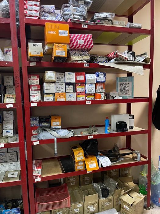 Металлические стелажи