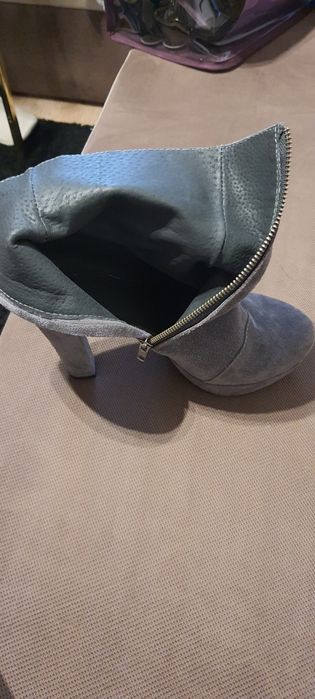 Botine piele intoarsa dama
