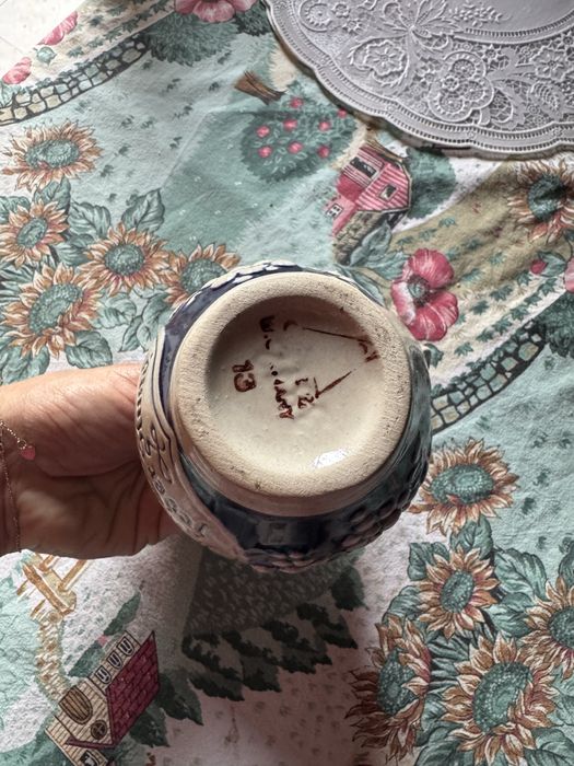 Ceramic carafa mica